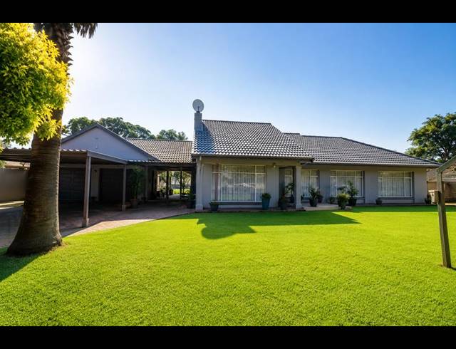 4 BEDROOM HOUSE FOR SALE IN THREE RIVERS